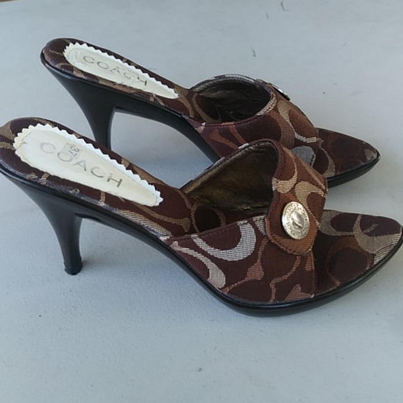 coach slip on sandals